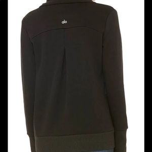 ALO YOGA Haze sweatshirt- M